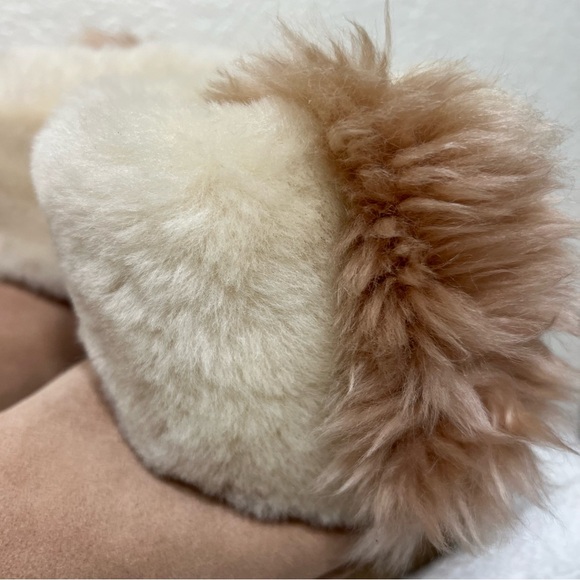 UGG Classic Mini Wisp Boot - Picture 3 of 15